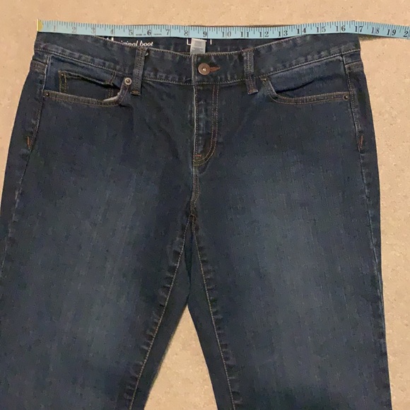 Ann Taylor LOFT original boot jeans in size 10. Excellent preowned condition. - Picture 7 of 9